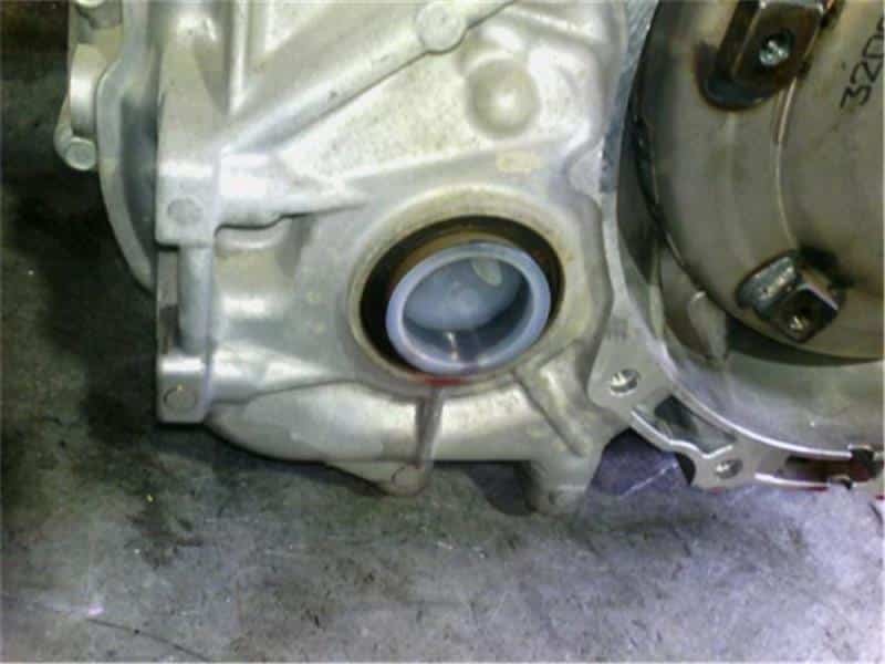 Transmission TOYOTA Porte 2015 DBA-NCP141 3040012140