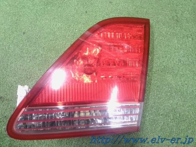 Right Finish Panel TOYOTA Crown 2004 CBA-GRS183 8158030180